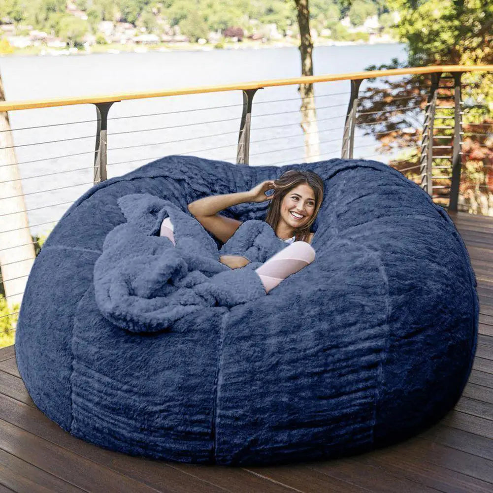 Heat Up Your Winter with the Luxury Faux Fur Lounge Beanbag – Where Comfort Becomes Queen!