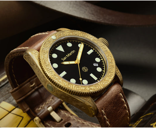 Stylish bronze diving watches