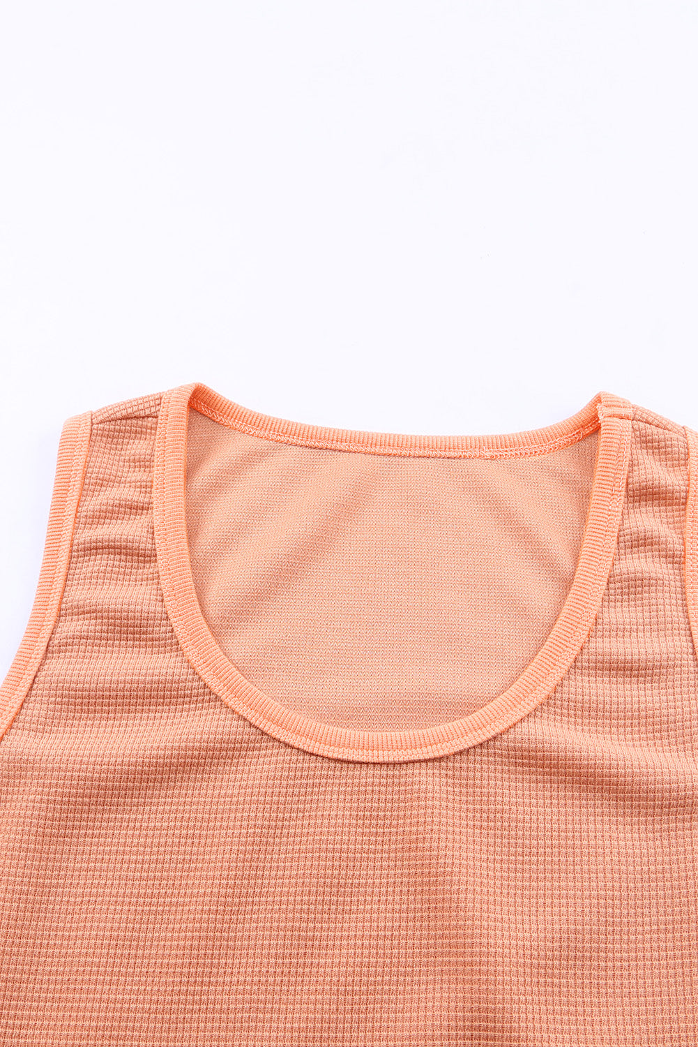 Green plain knitted U-neck tank top