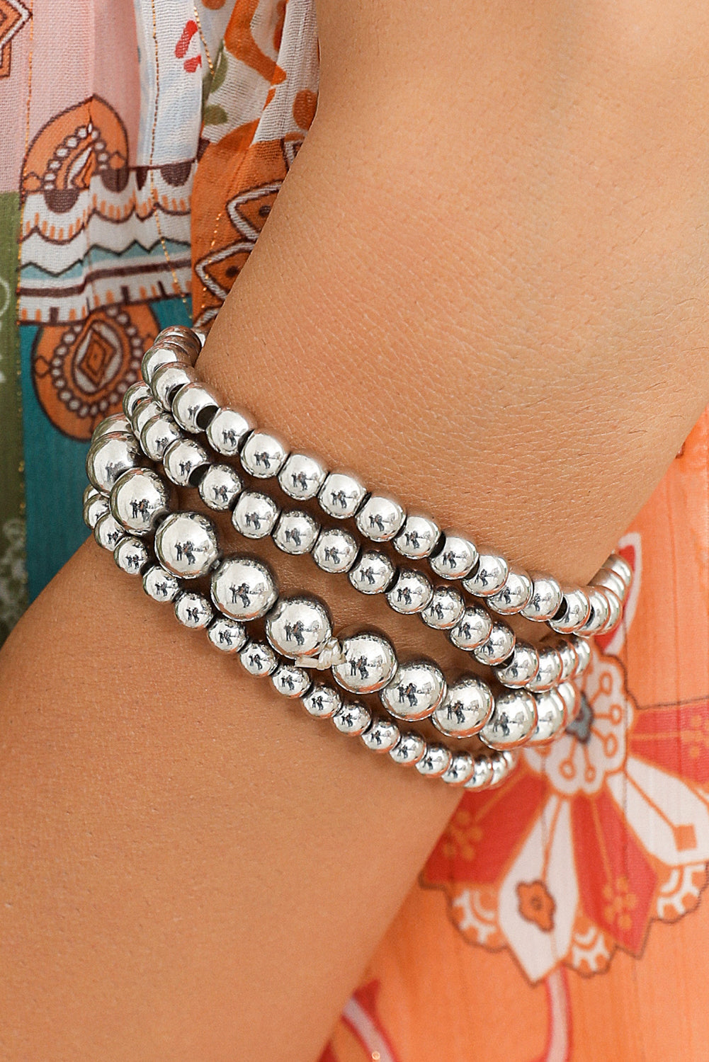 Silver colored bead bracelet