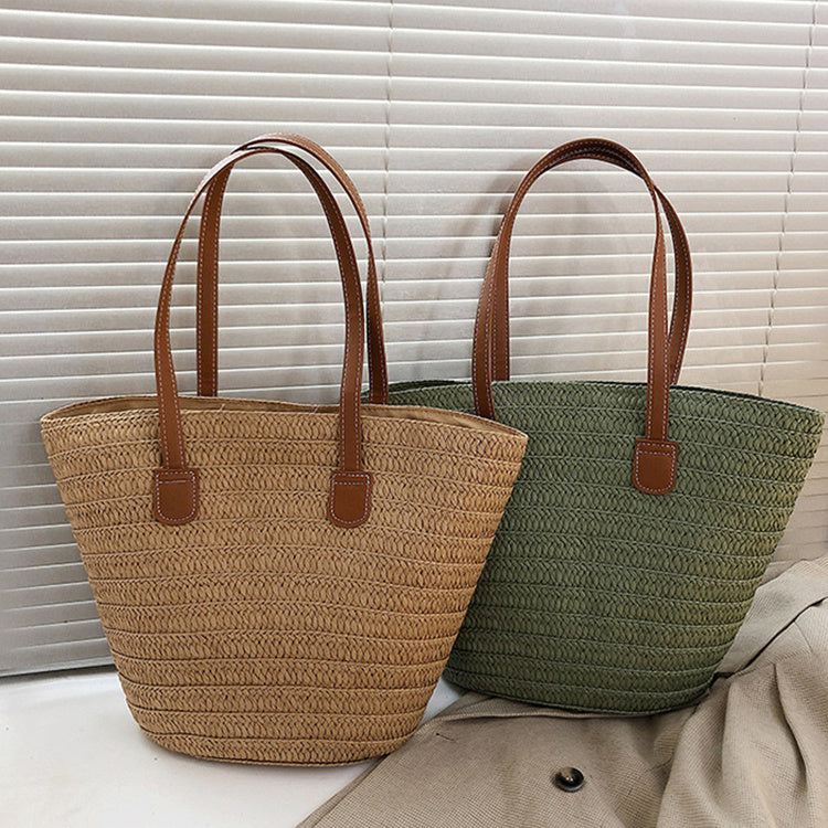 Fashionable beach bag