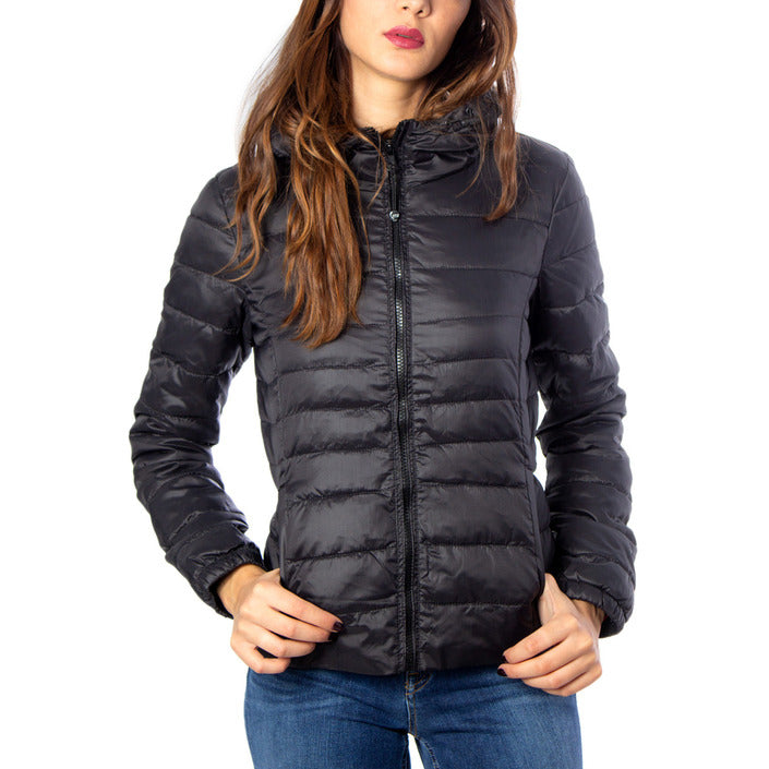 Nur Windjacke-Damen