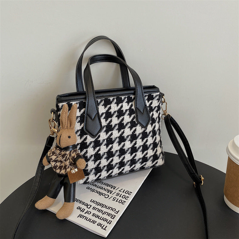 Fashionable Houndstooth Shoulder Bags