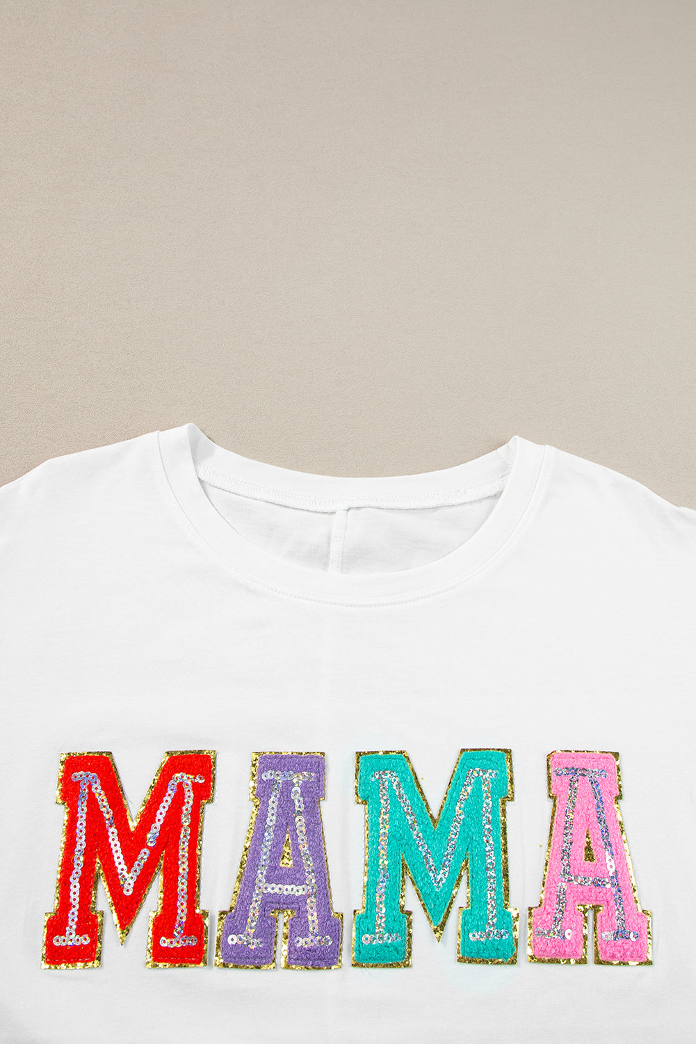 White MAMA T-shirt with chenille patches and round neckline