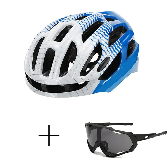 Racing bike helmet aero