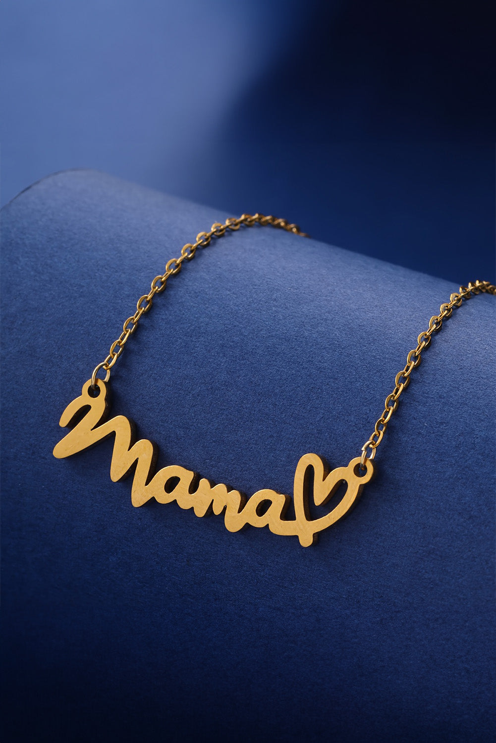 Gold-colored Mama Heart Pendant