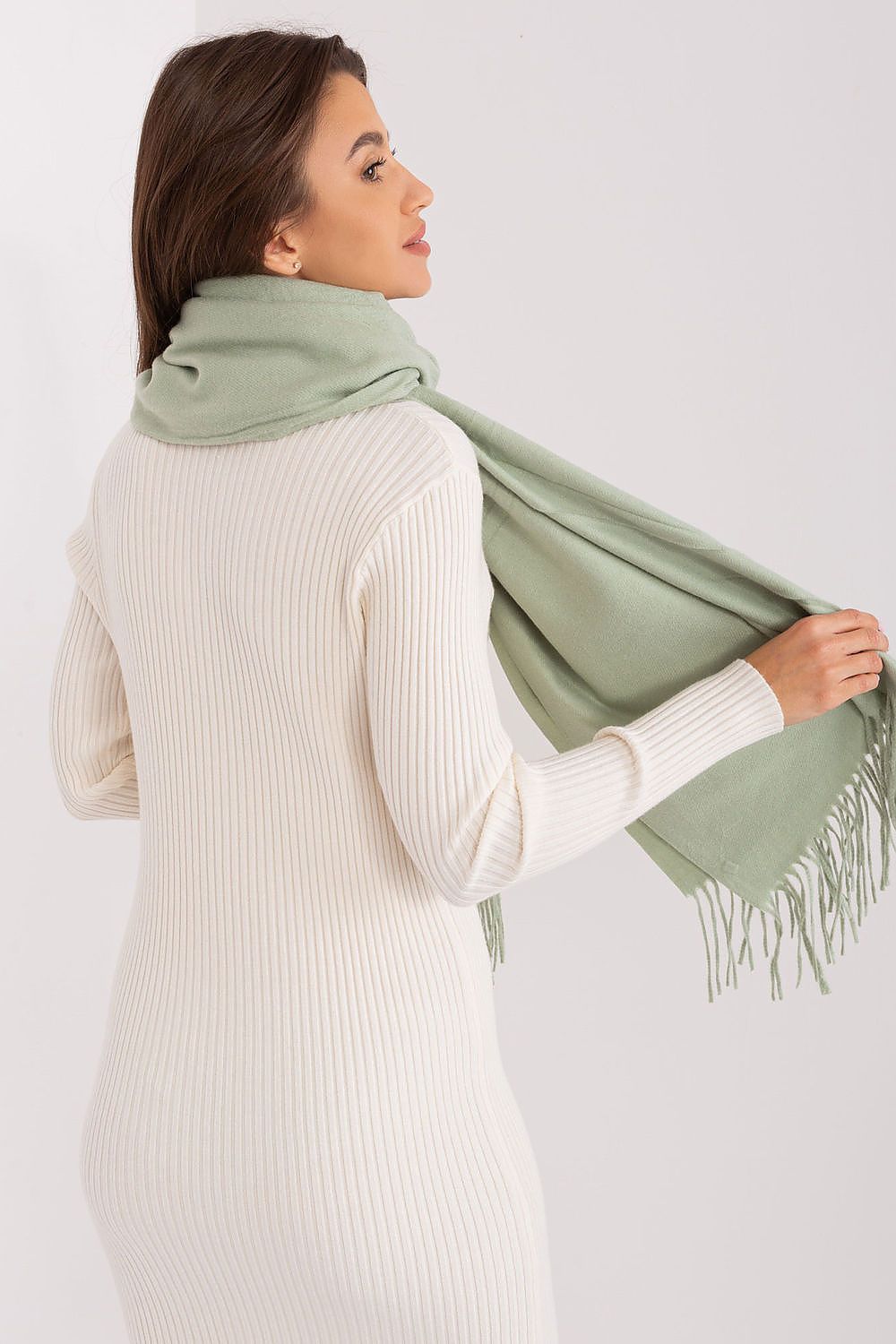 AT Scarf Model 187617 - Stylish and Comfortable