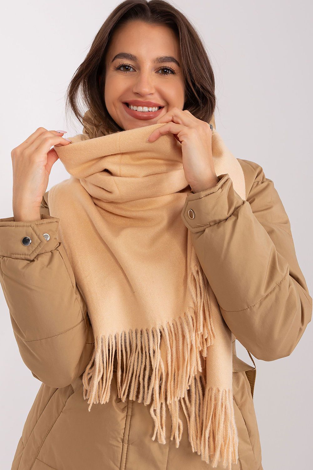 AT Scarf Model 187617 - Stylish and Comfortable