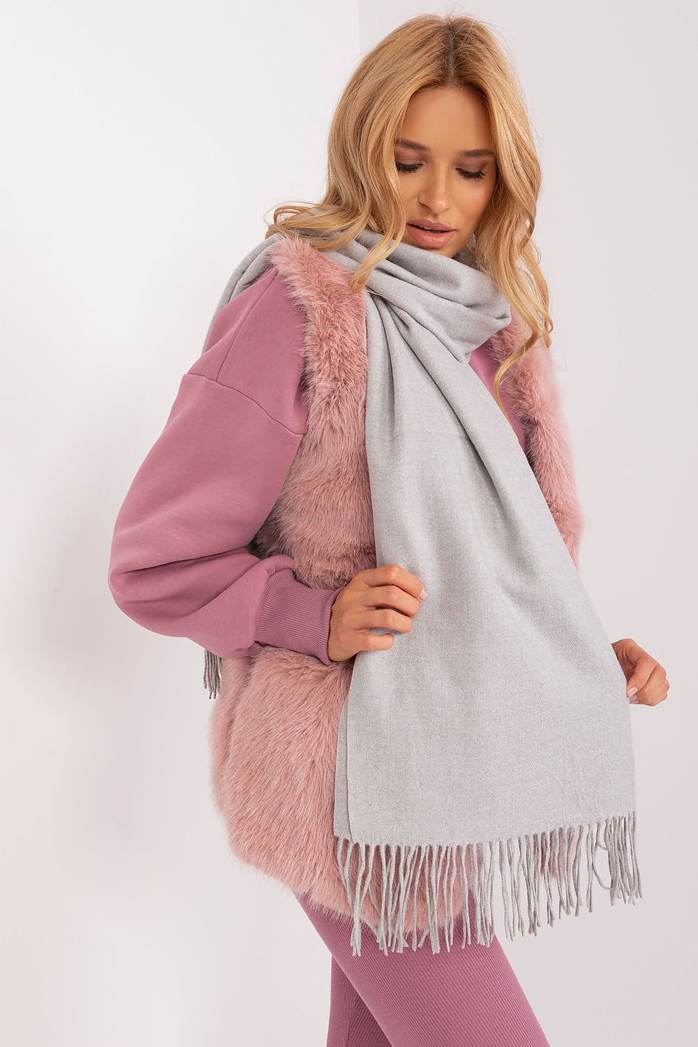 AT Scarf Model 187617 - Stylish and Comfortable