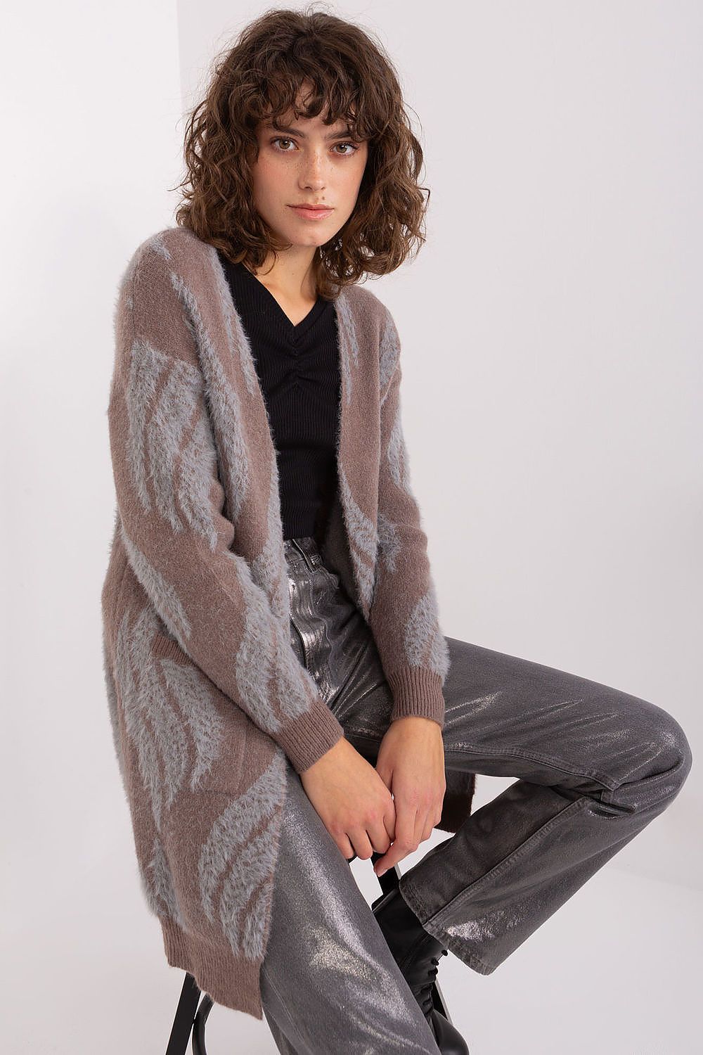 Strickjacke Modell 188288 AT