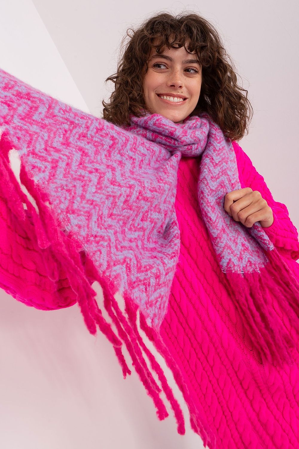 scarf model 189246 AT