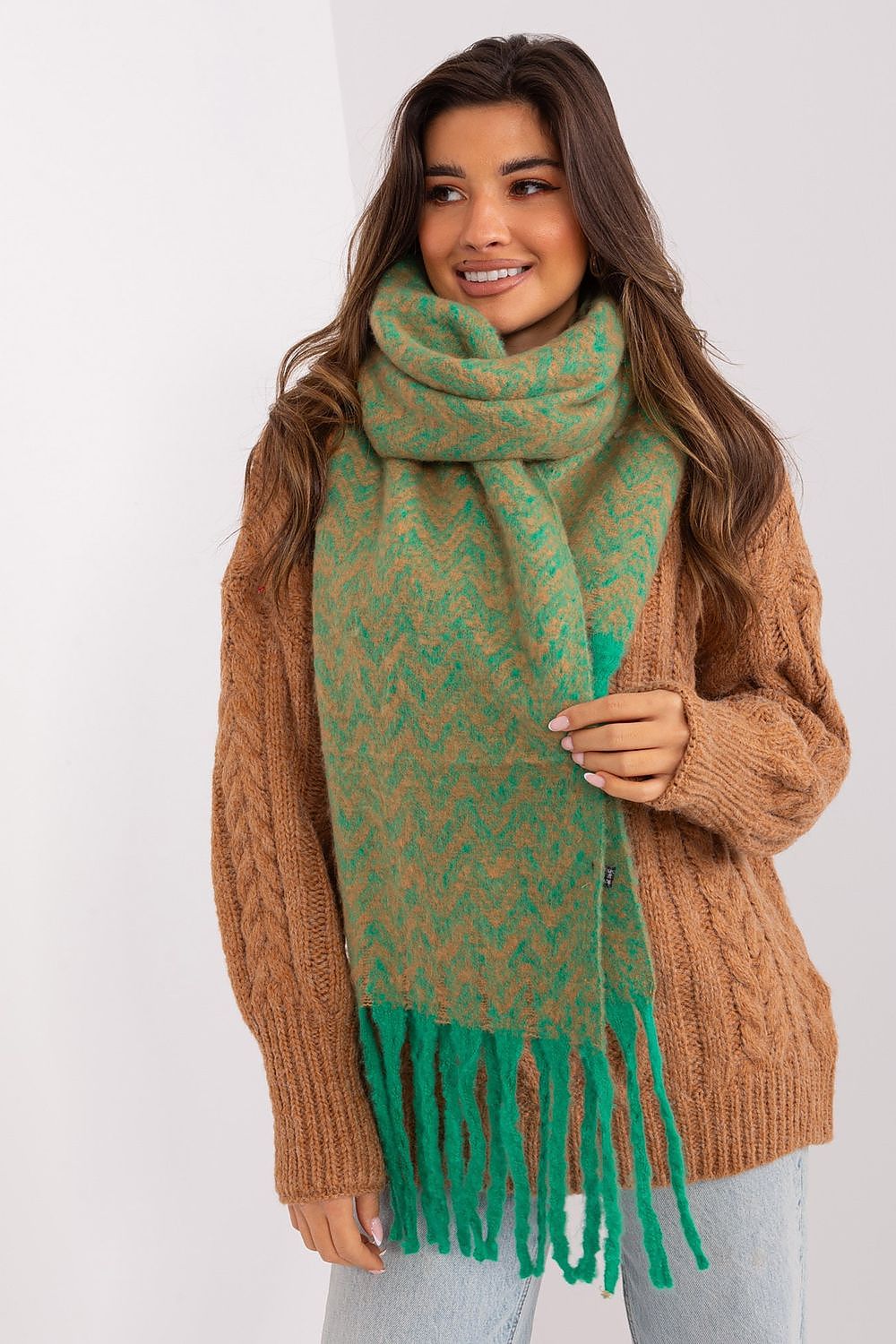 scarf model 189246 AT