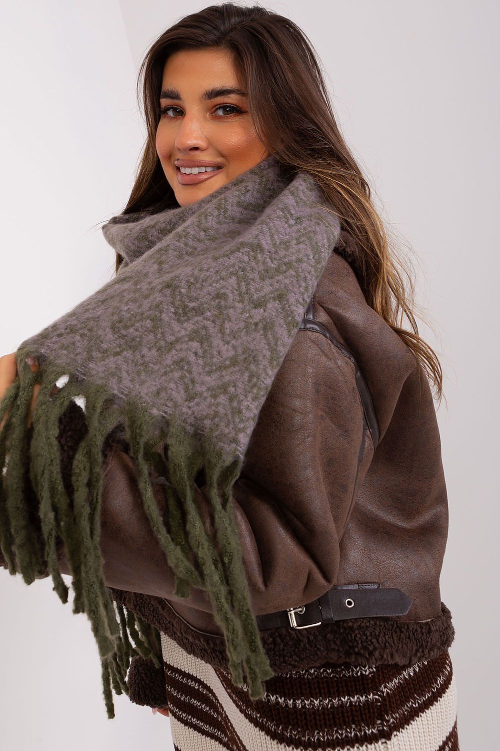 scarf model 189246 AT