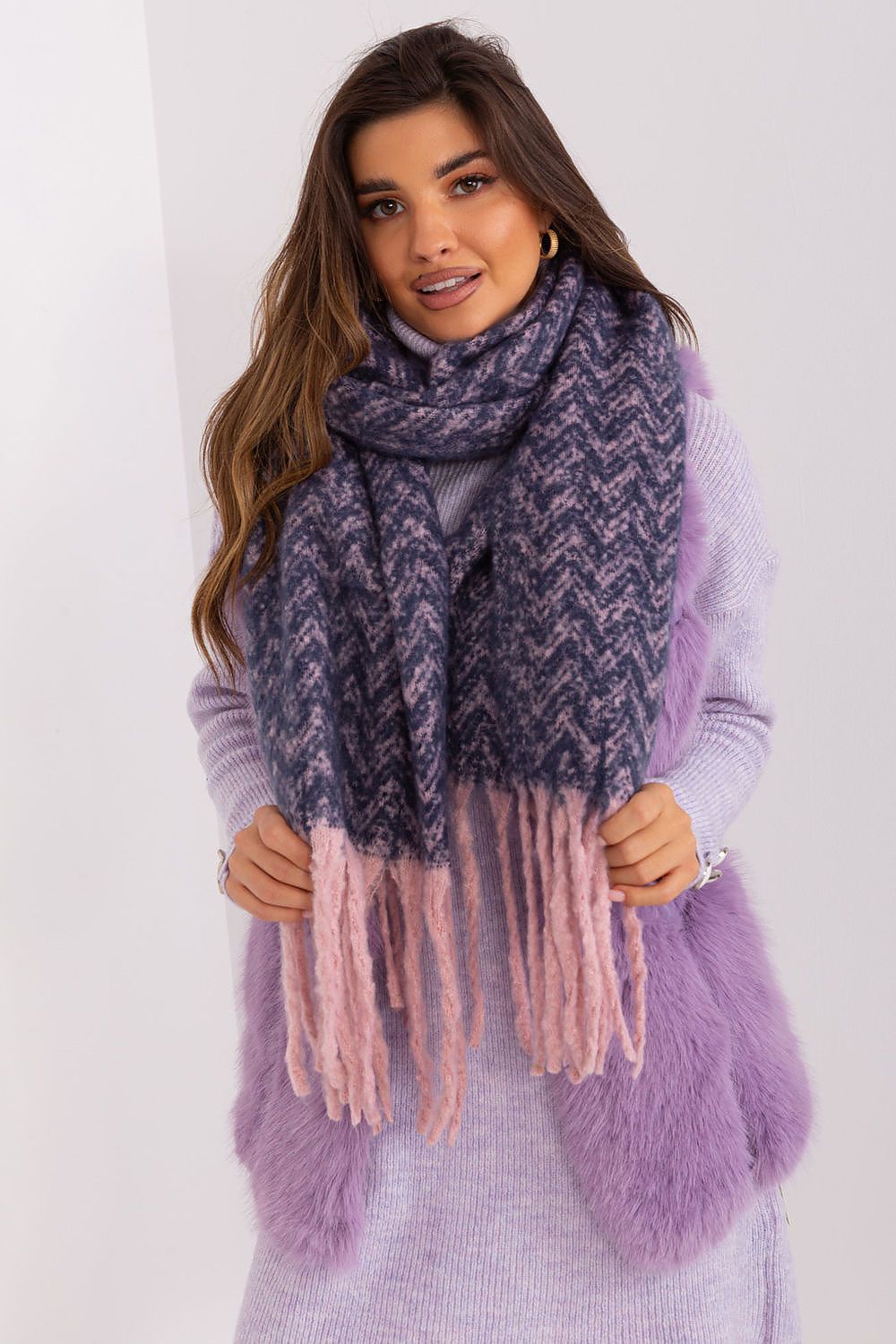 scarf model 189246 AT