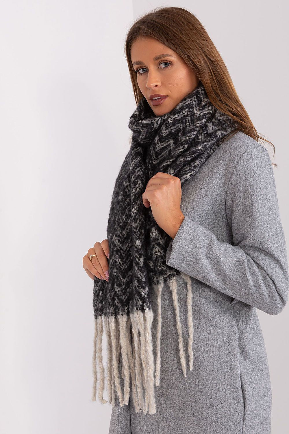 scarf model 189246 AT