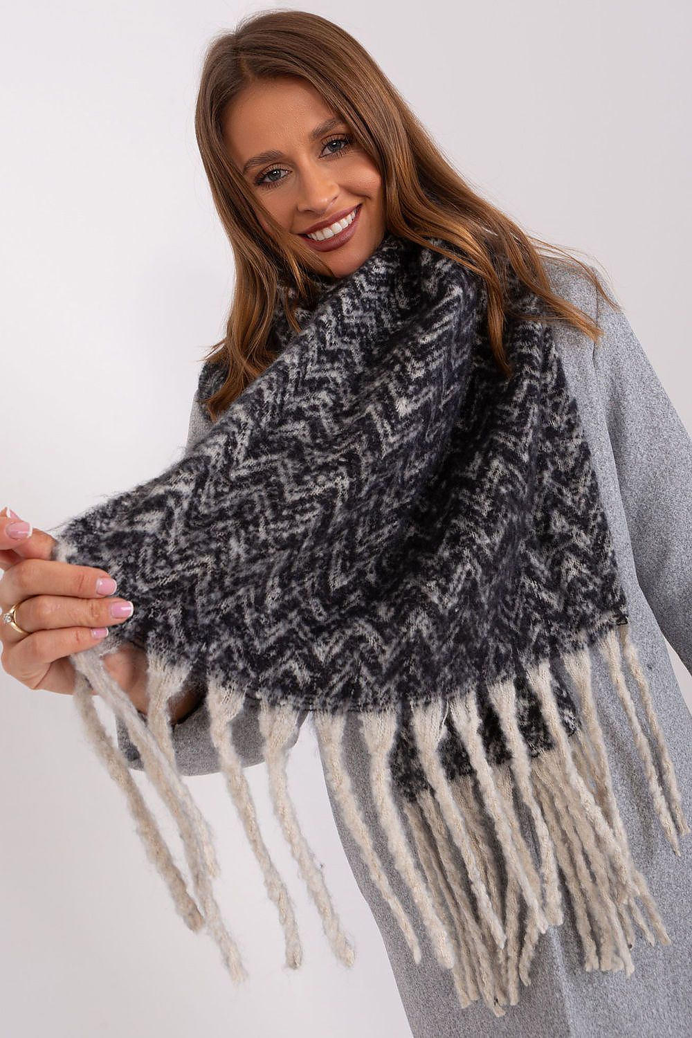 scarf model 189246 AT