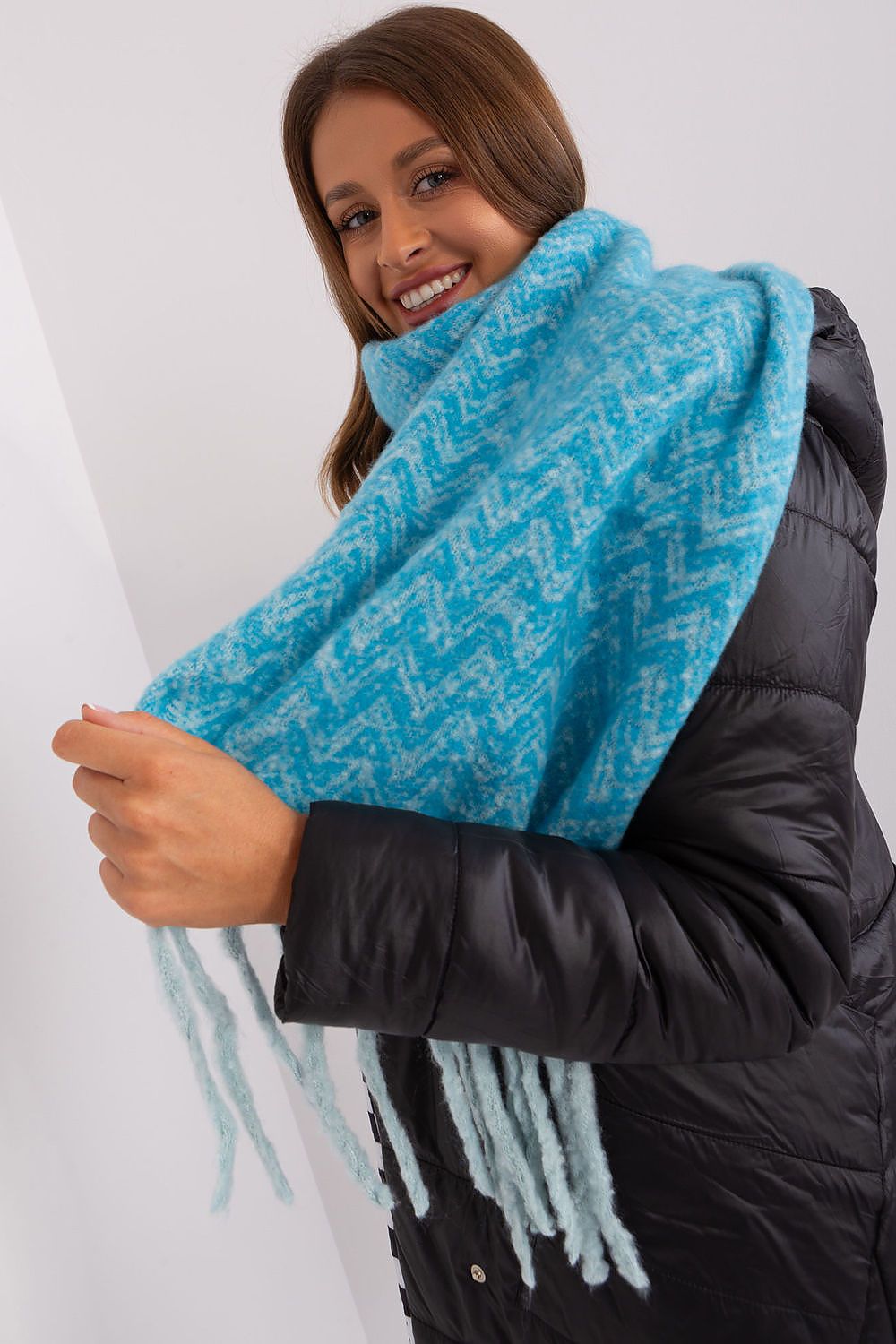 scarf model 189246 AT