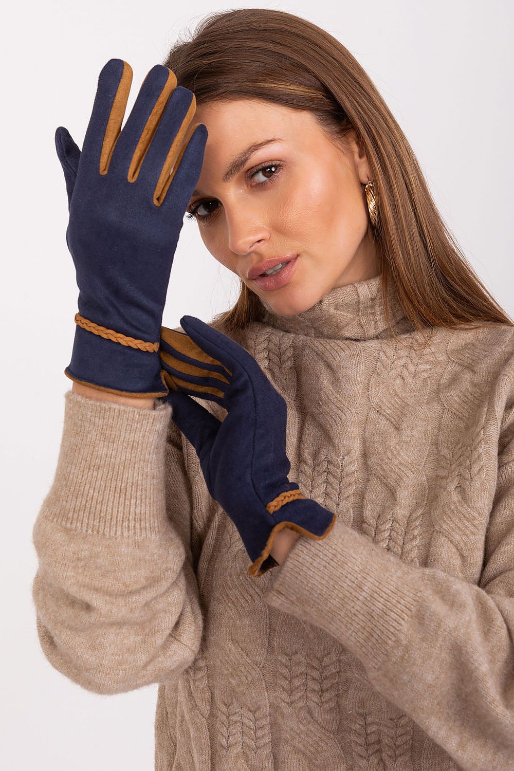 AT Gloves Model 189547 - Durable, Stylish &amp; Comfortable