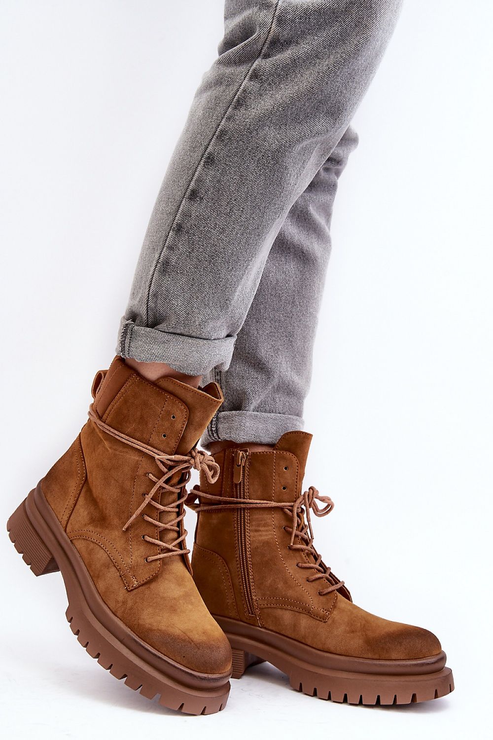 Heavy ankle boots model 190526 Step in style