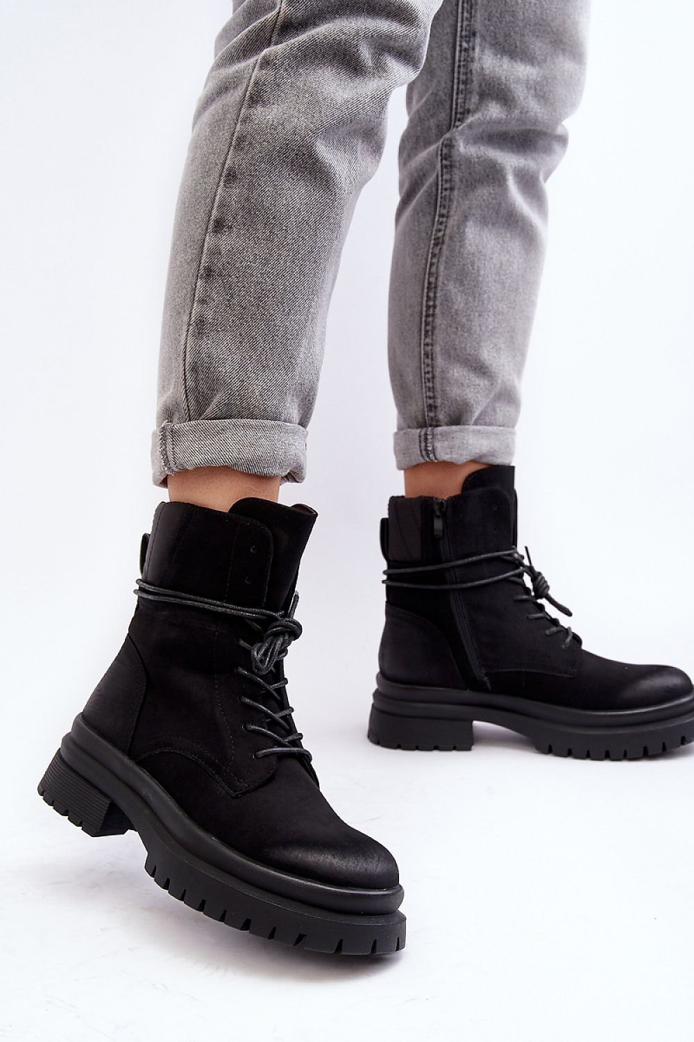 Heavy ankle boots model 190526 Step in style