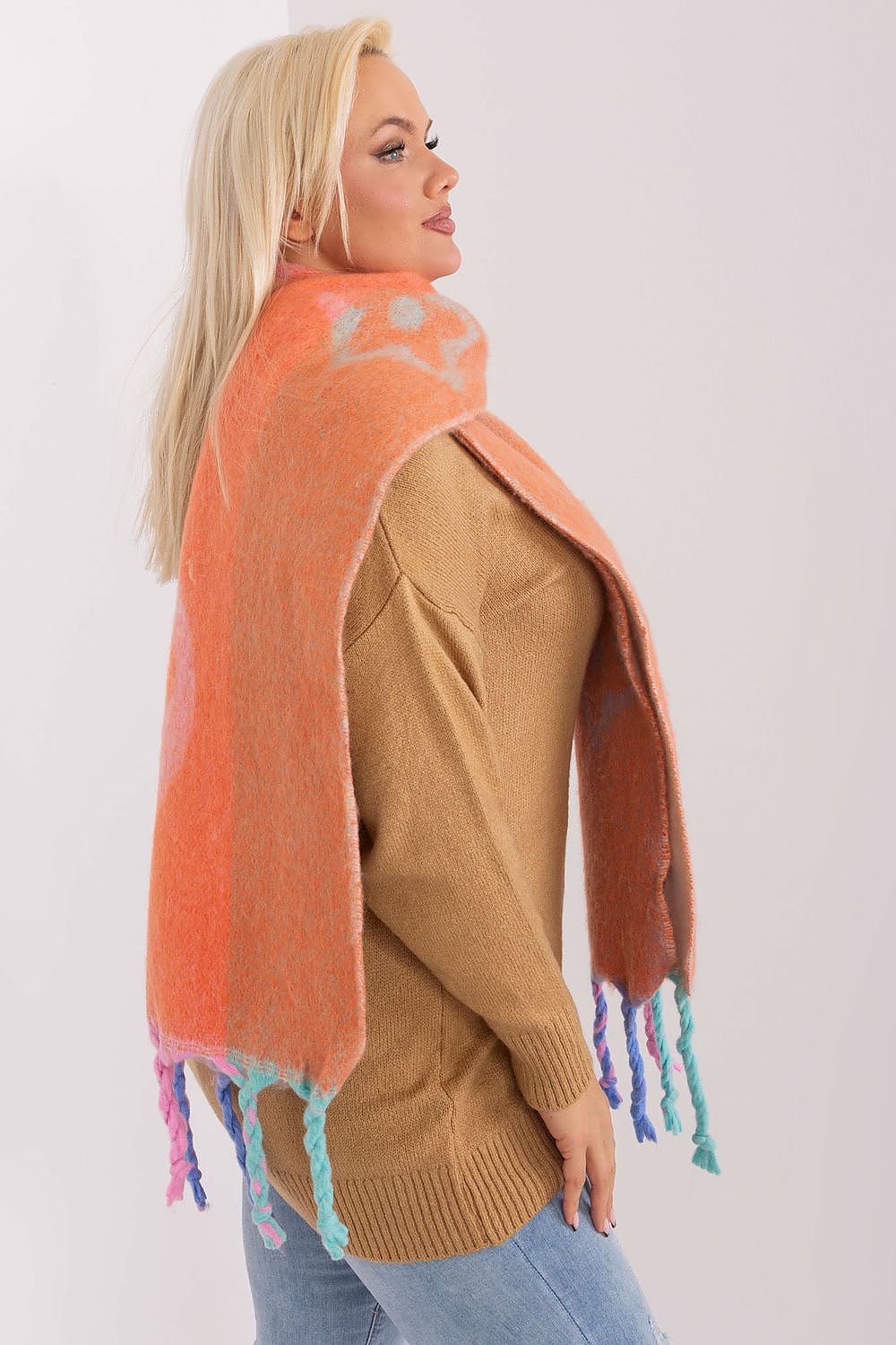 scarf model 190561 AT