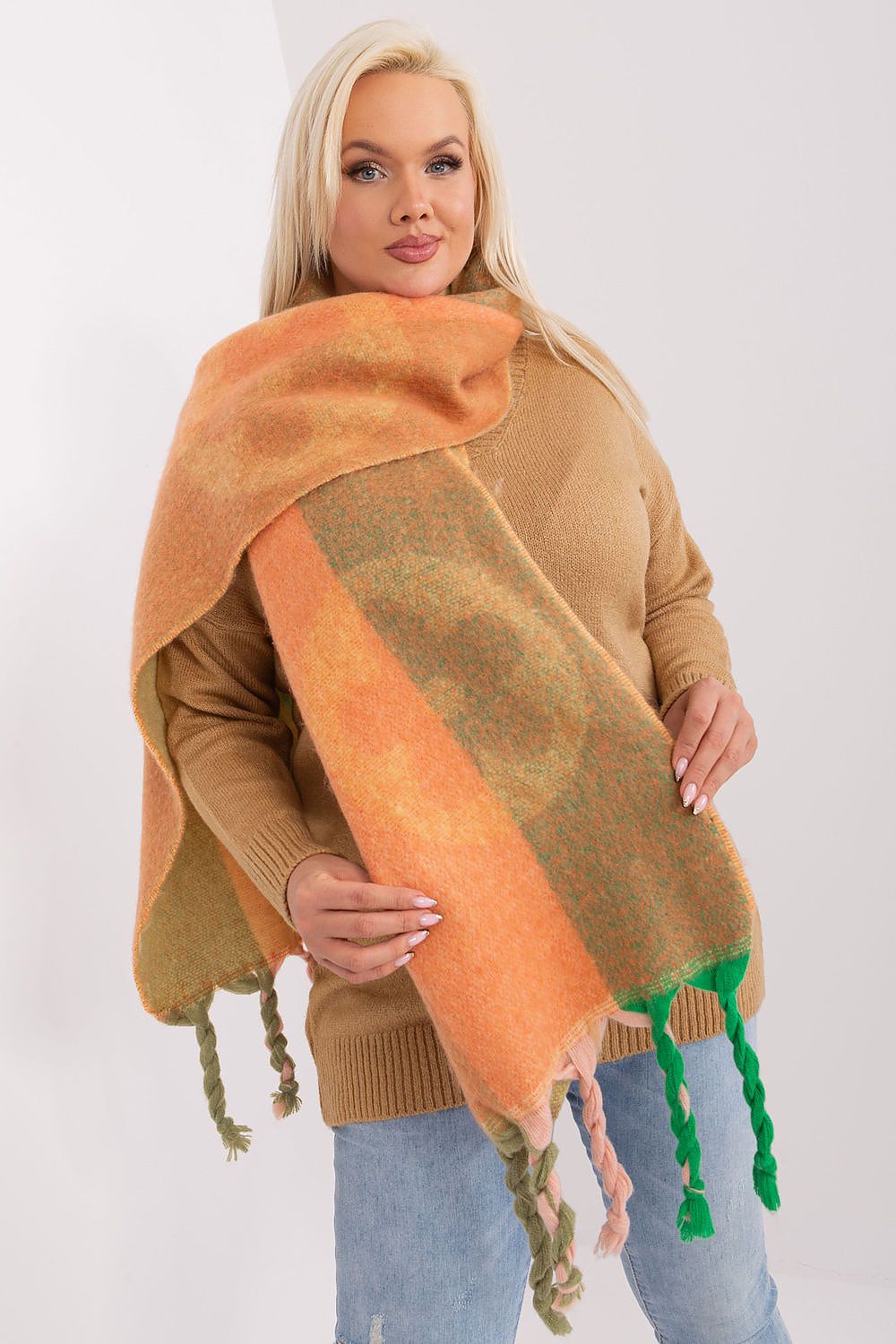 scarf model 190561 AT