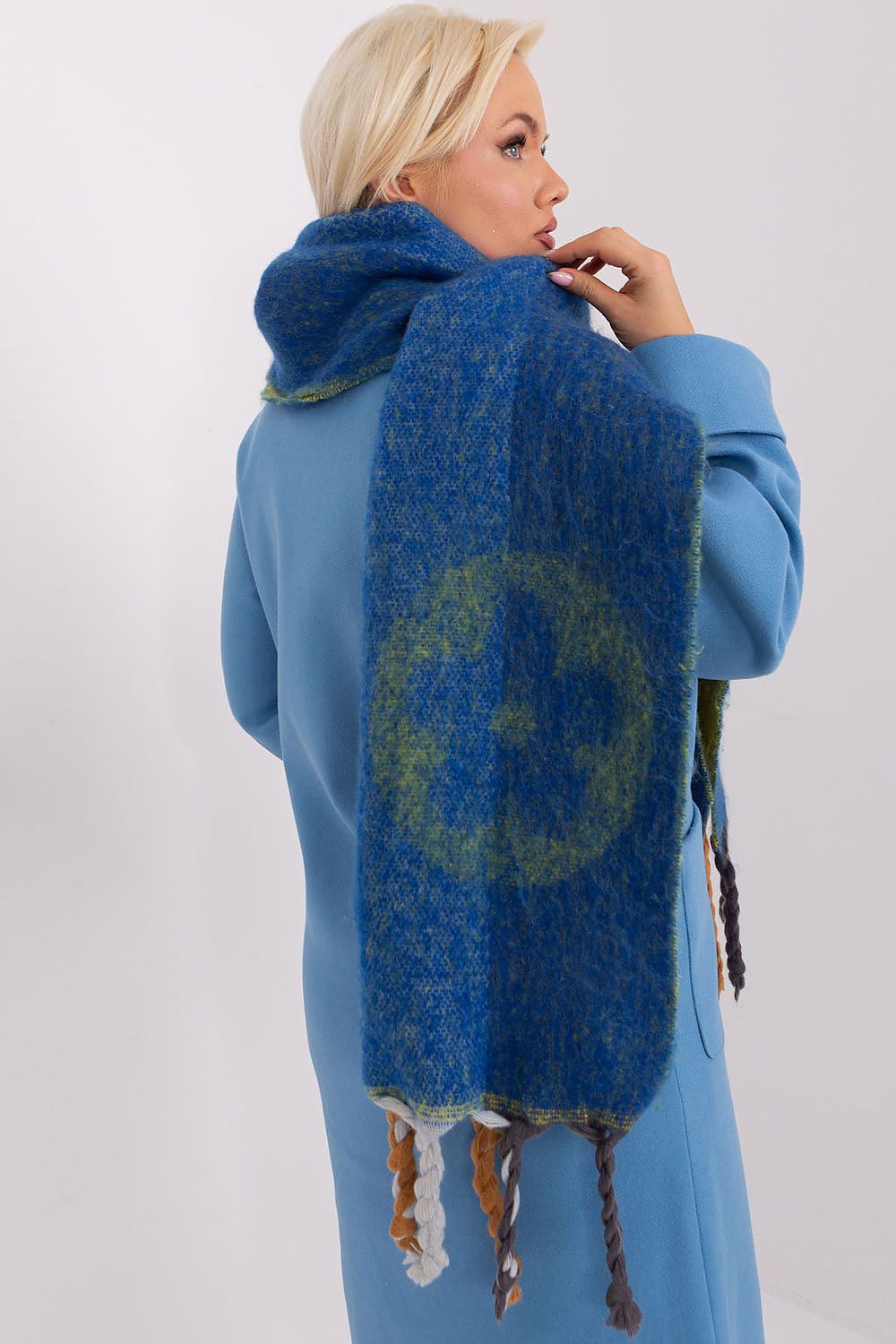 scarf model 190561 AT