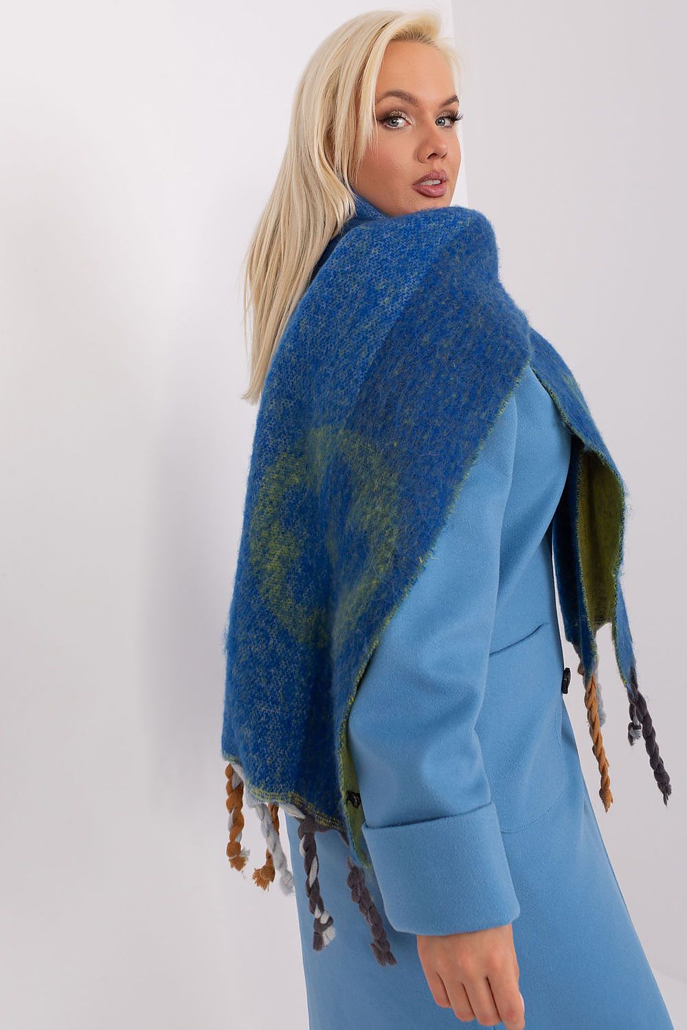 scarf model 190561 AT