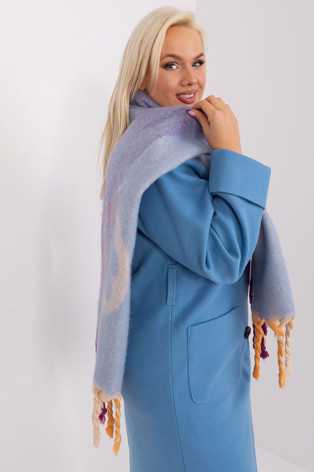 scarf model 190561 AT