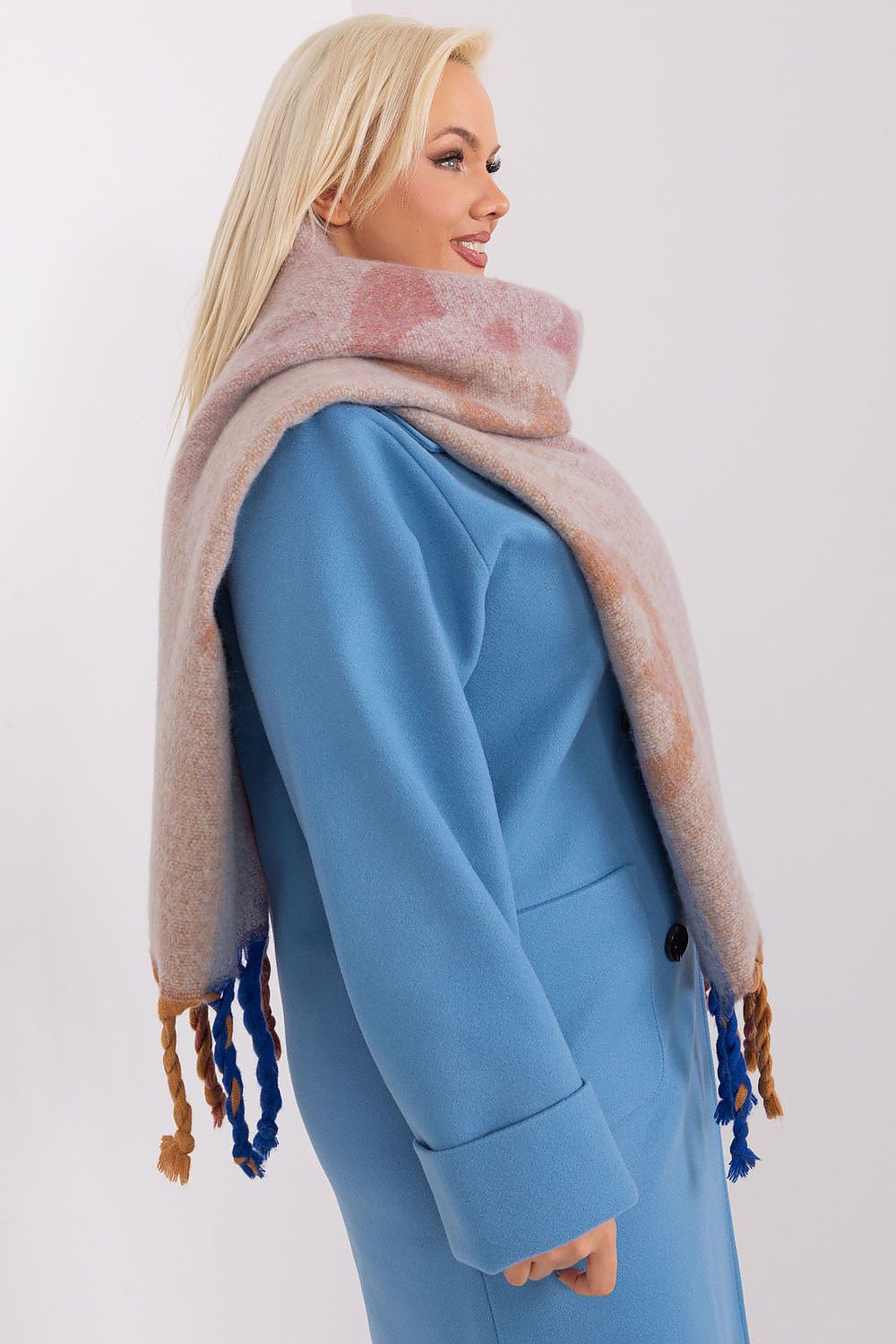 scarf model 190561 AT