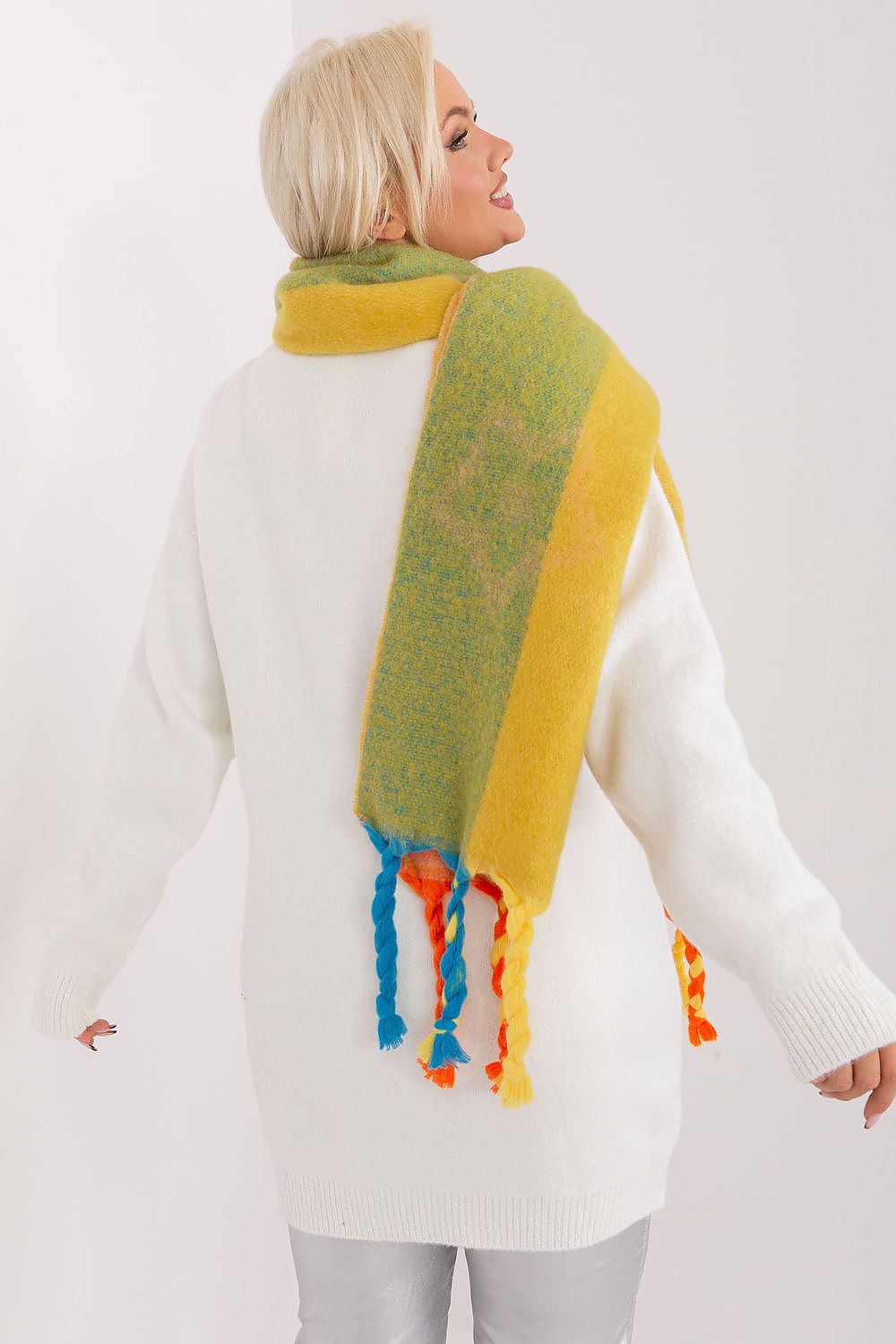 scarf model 190561 AT