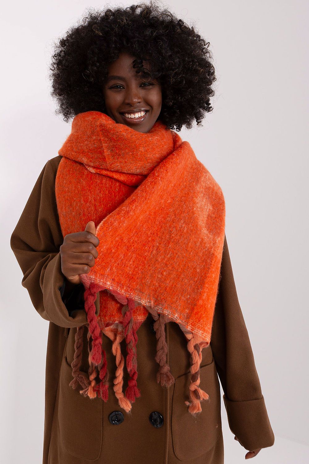 scarf model 190561 AT