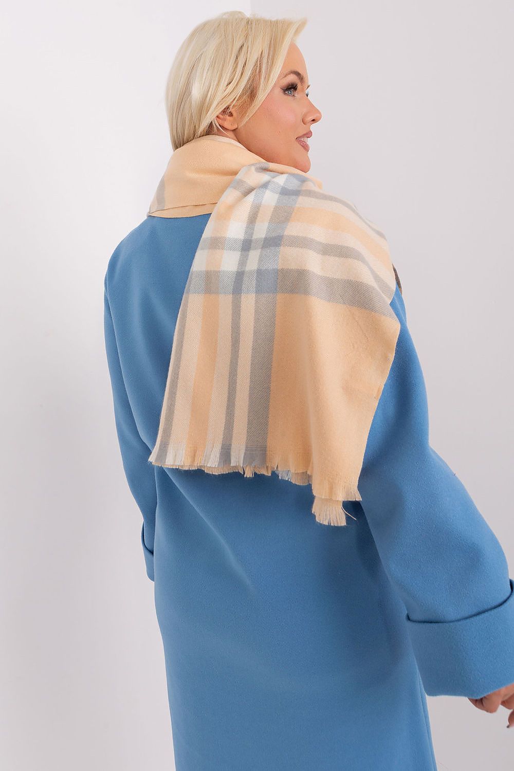 scarf model 190569 AT