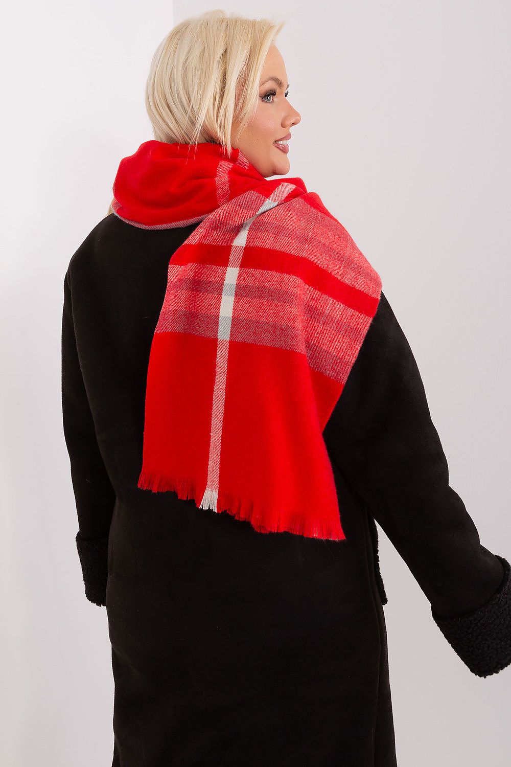 scarf model 190569 AT