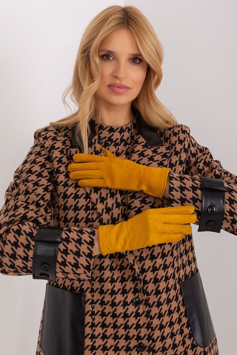 gloves model 191080 AT