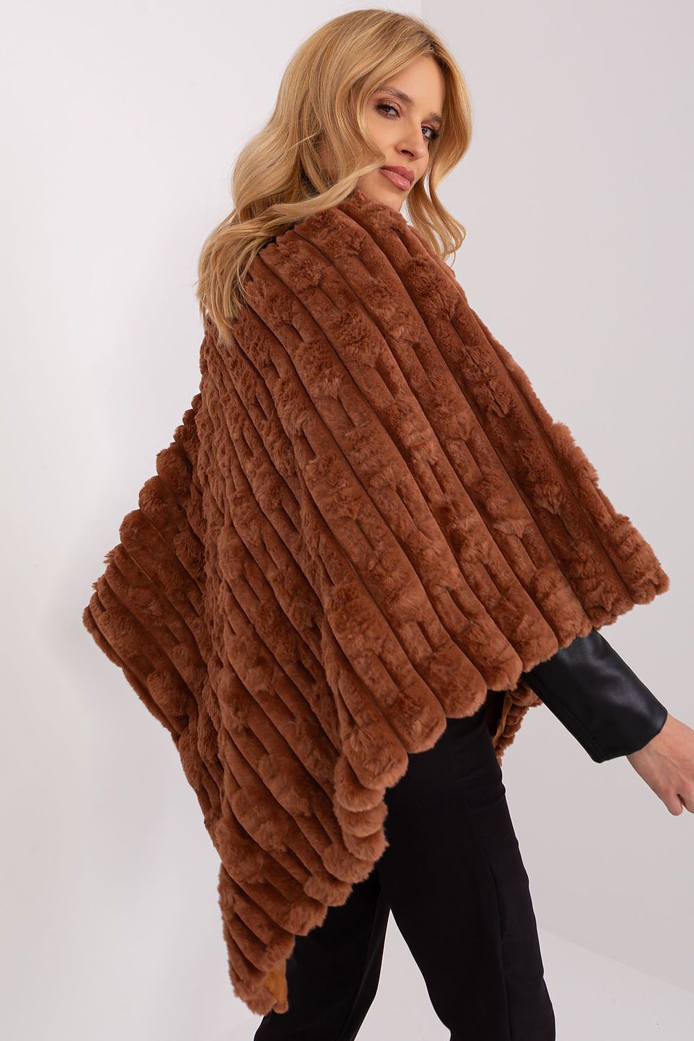 poncho model 200534 AT