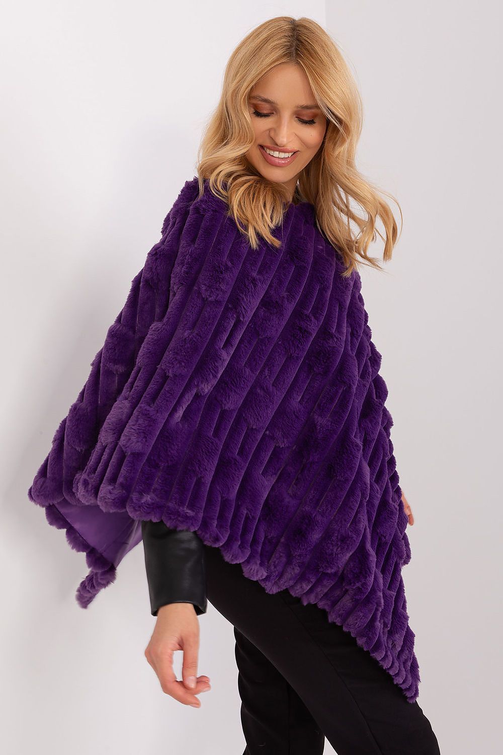 poncho model 200534 AT