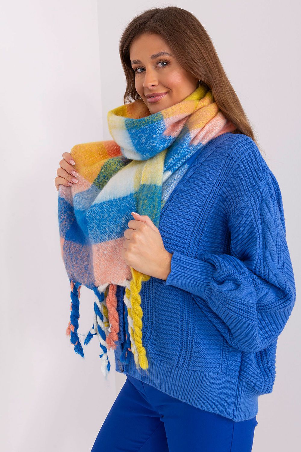 scarf model 191719 AT