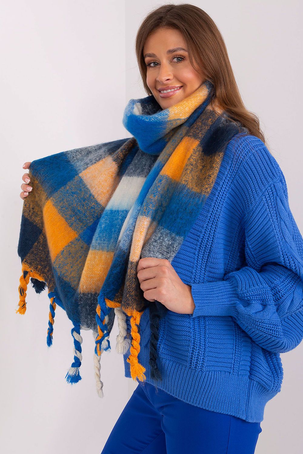 scarf model 191719 AT