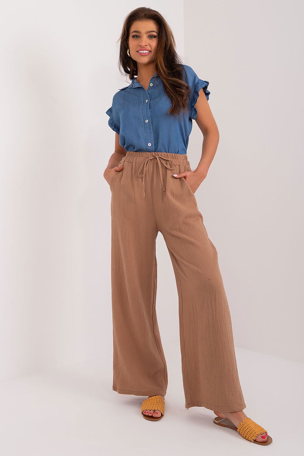 Women's trousers model 194857 Italy Moda