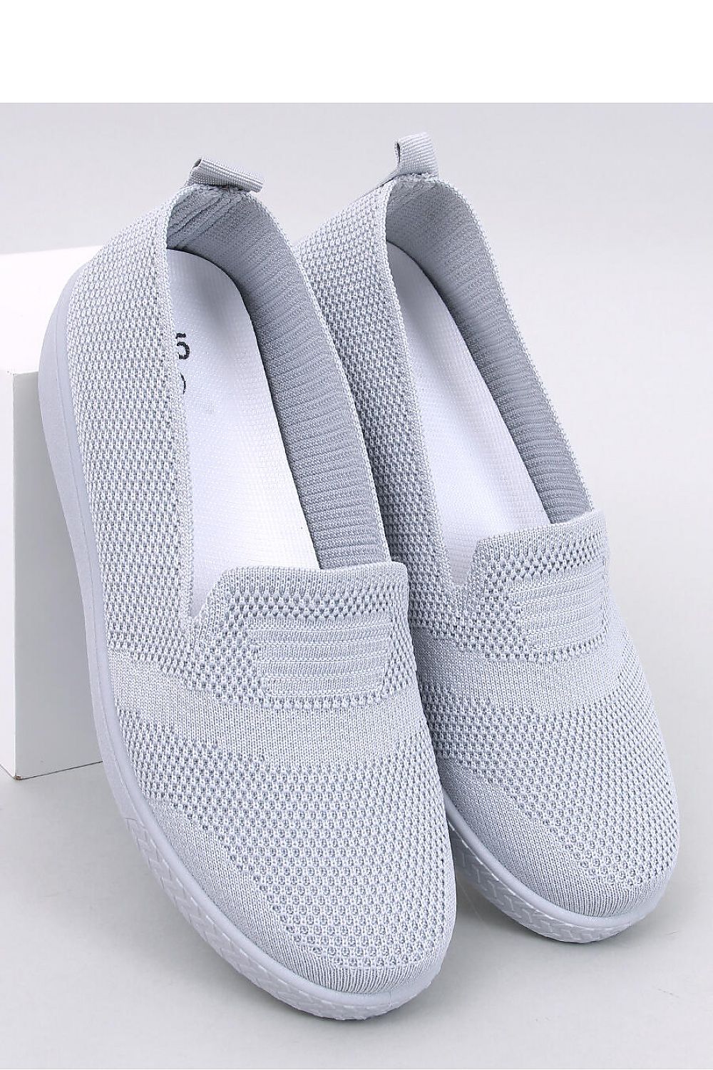 Slip on sneakers model 195145 Inello