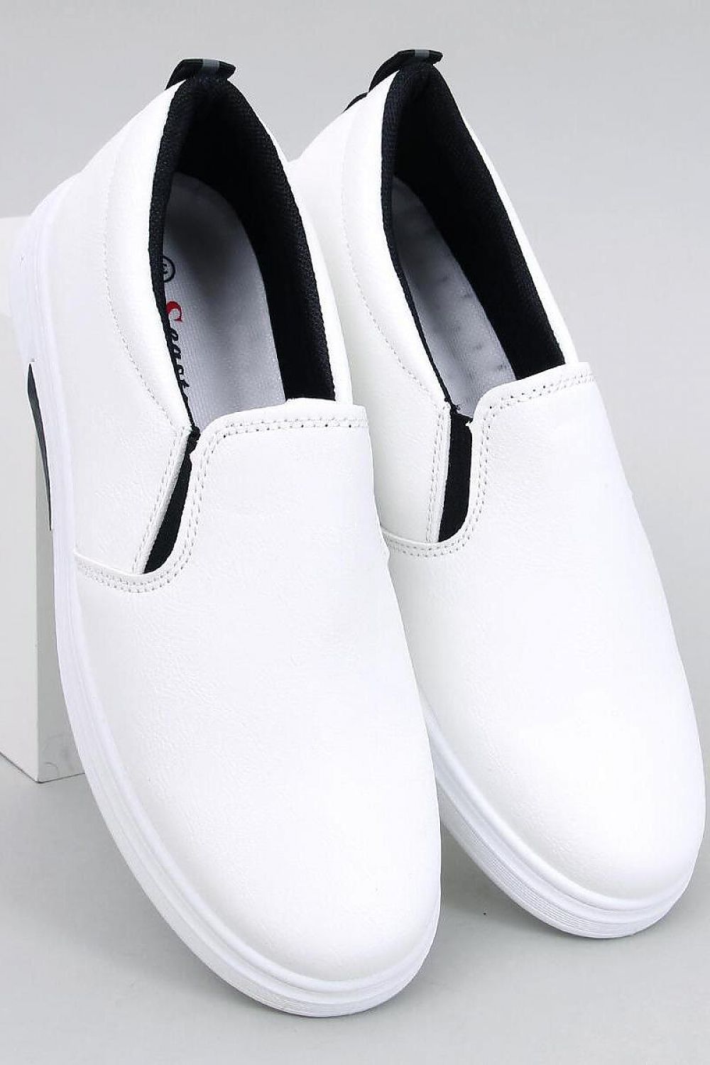 Slip-on sneakers model 195534 Inello