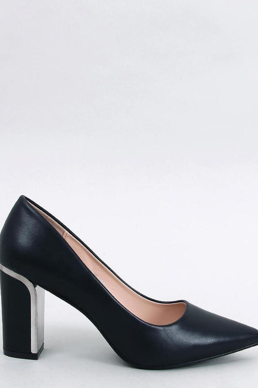 Pumps with thick heel model 195635 Inello