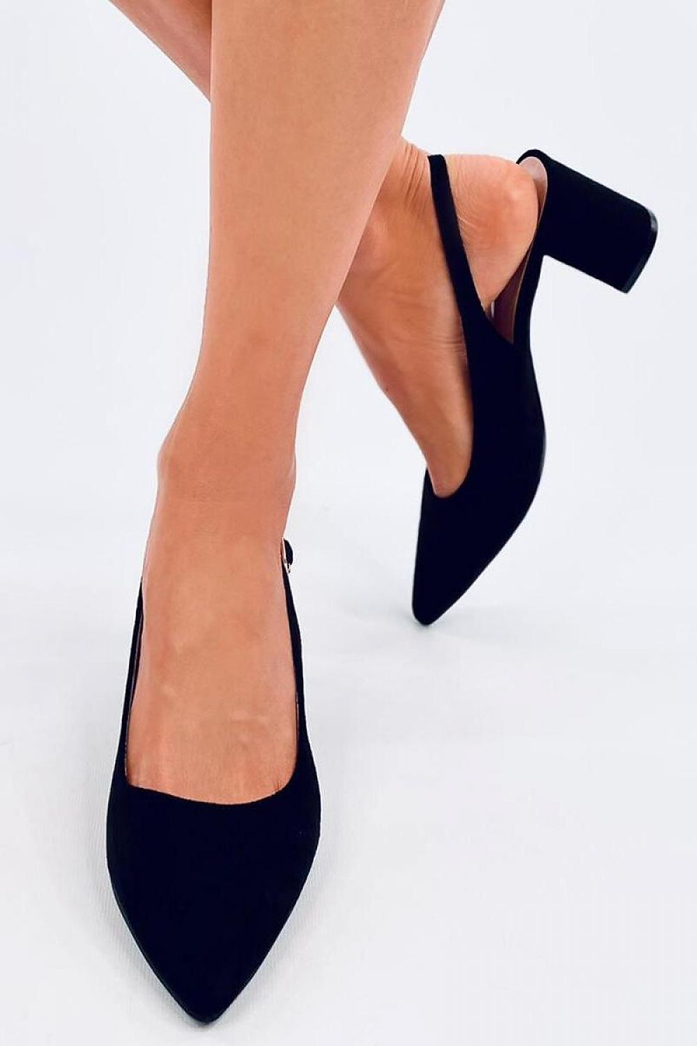 Pumps with thick heel model 196070 Inello