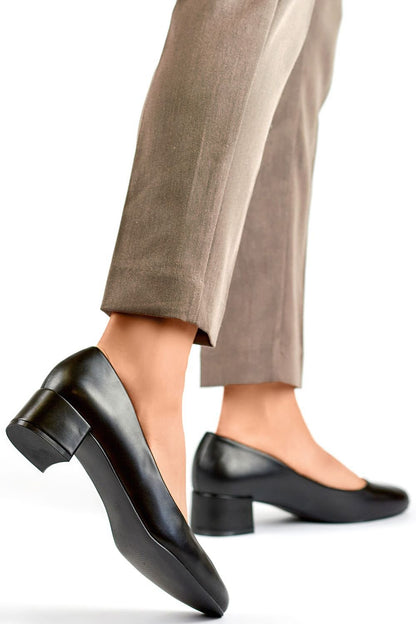 Pumps with thick heel model 198827 PRIMO