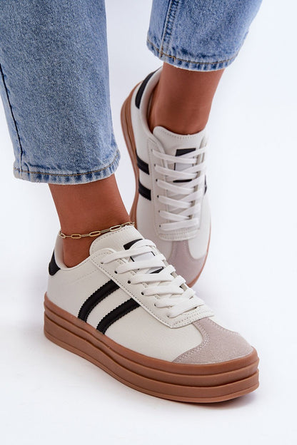 Sports shoes model 198512 Step in style