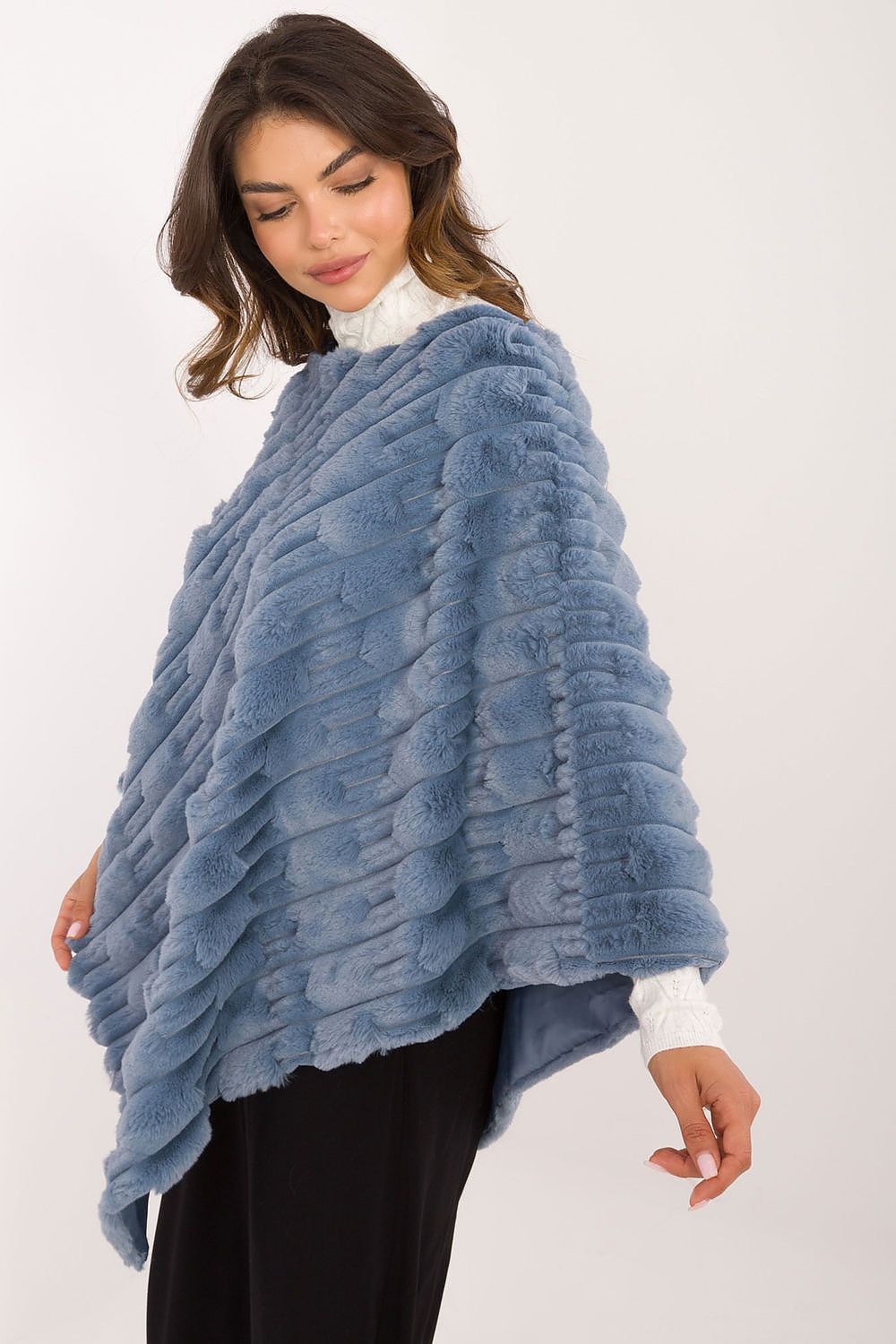 poncho model 200534 AT