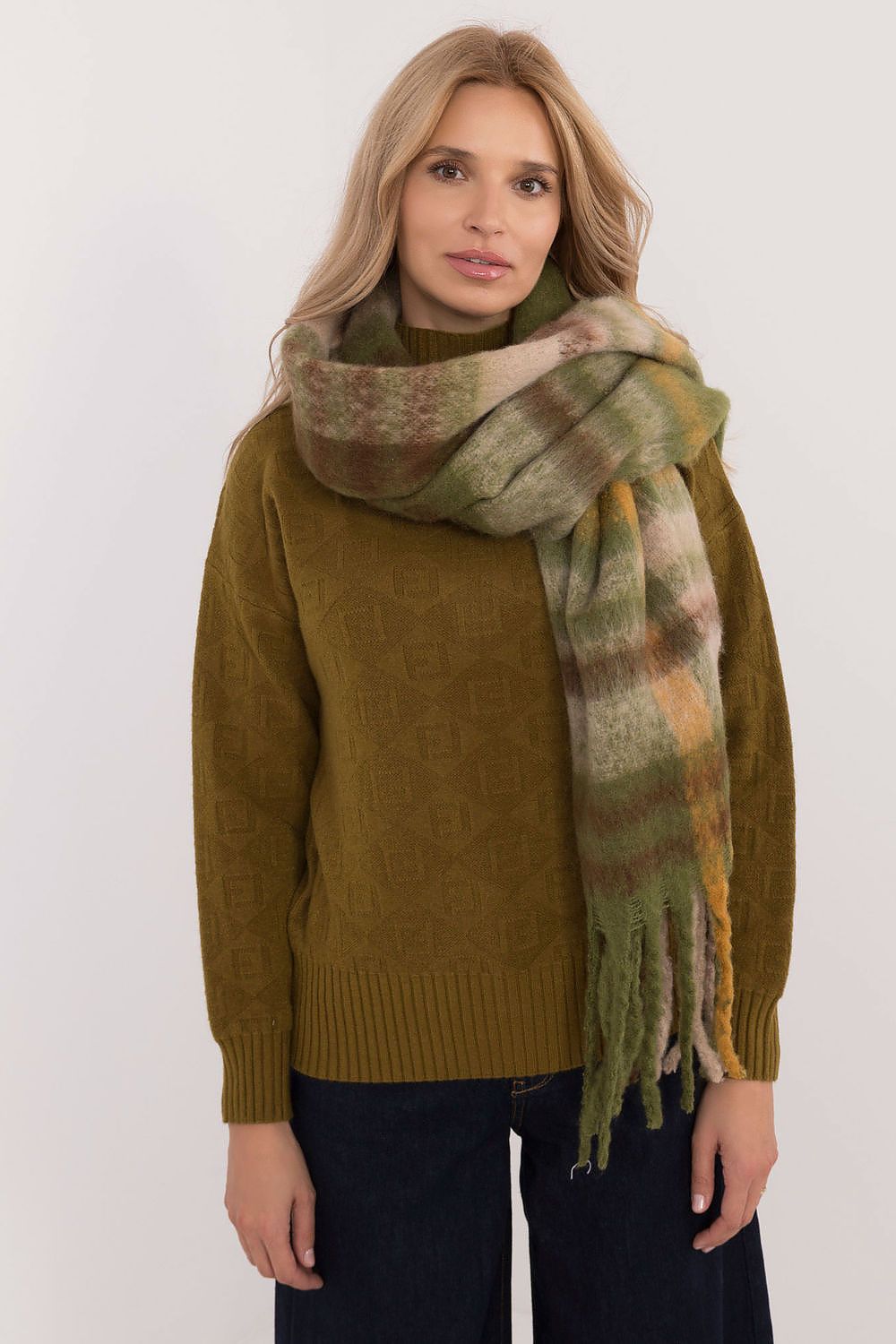 scarf model 200281 AT