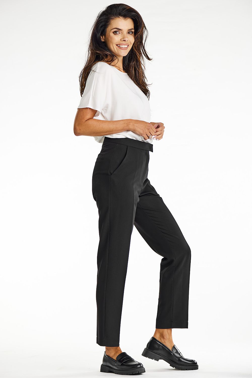 Ladies trousers model 201251 awama