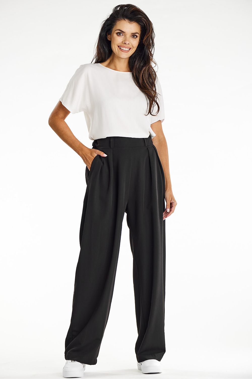 Ladies trousers model 201252 awama